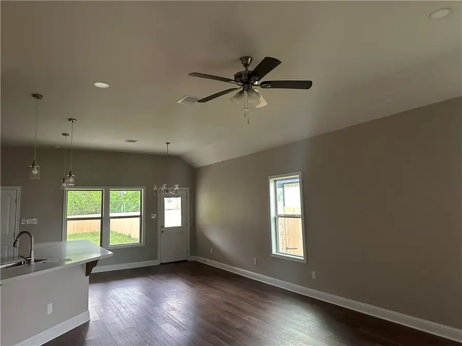 2581 Dove Crossing Lane, Navasota, TX 77868 - #2