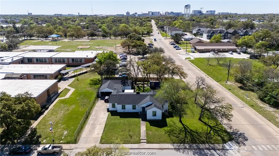 301 Elm Ave, Bryan, TX 77801 - #3