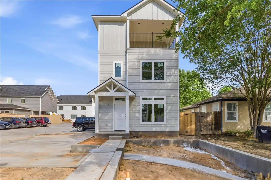 301 Park Place, College Station, TX 77840 - #1