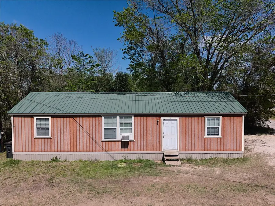1005 Peach Street, Caldwell, TX 77836 - #2