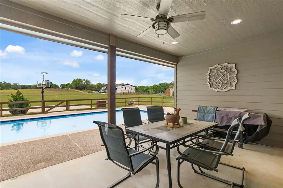 928 Azalea Drive, Franklin, TX 77856 - #2