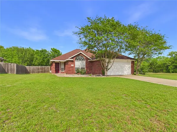 400 Pronghorn Loop, College Station, TX 77845