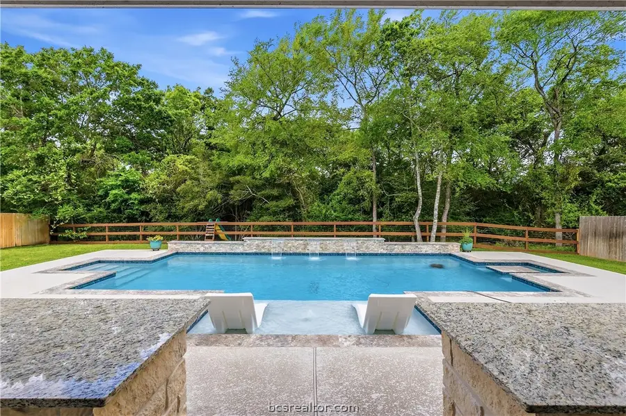 3070 W Embers Court, Bryan, TX 77808 - #2