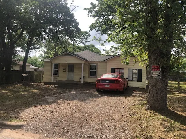 806 E 1st Street E, Hearne, TX 77859 - #2