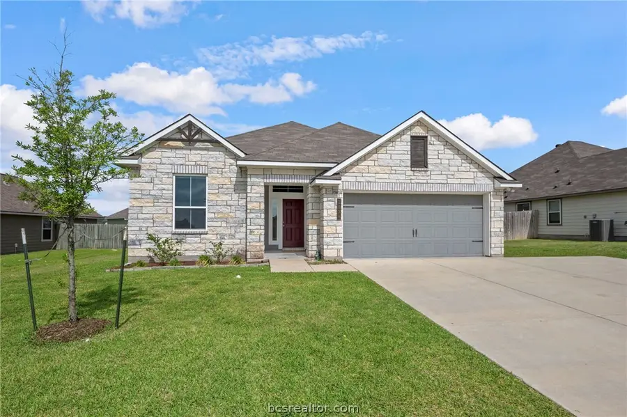2038 Viva Road, Bryan, TX 77807 - #2