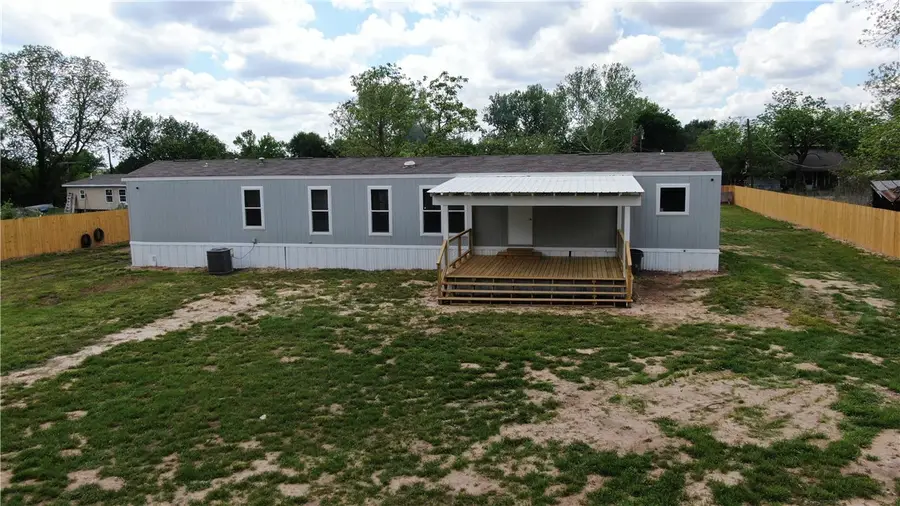 335 County Road 352, Gause, TX 77857 - #2