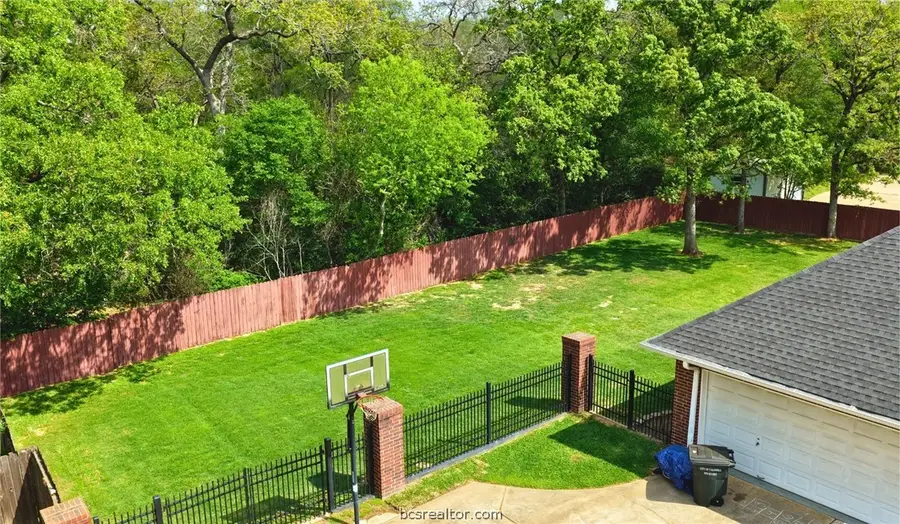 808 Timber Lane, Caldwell, TX 77836 - #3