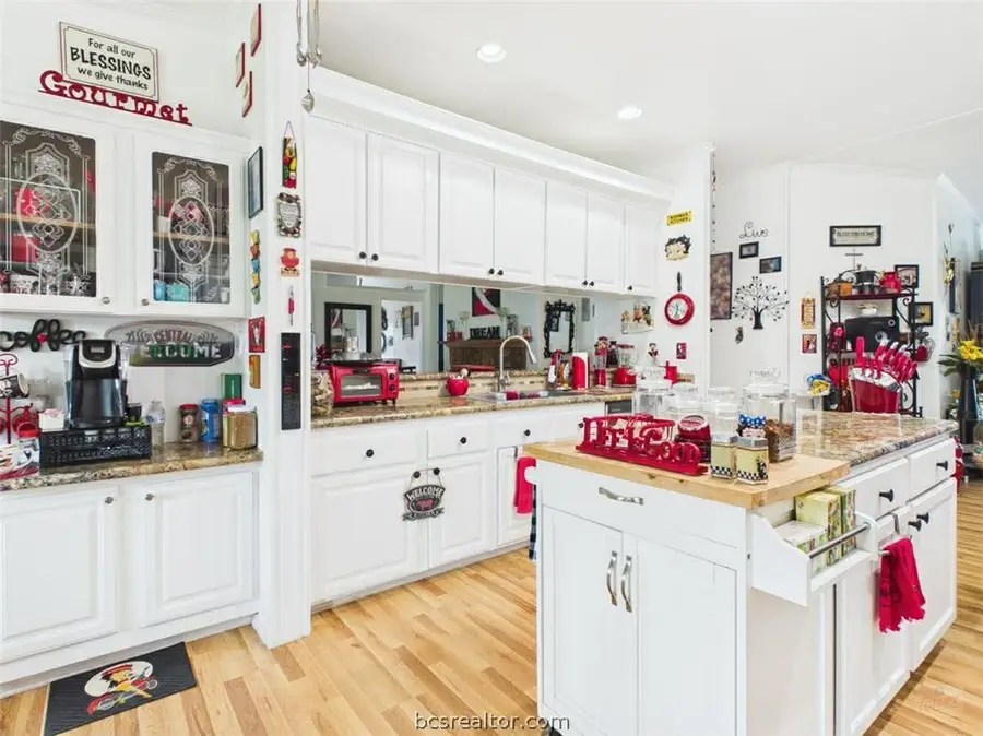 501 Broncos Circle, Somerville, TX 77879 - #3