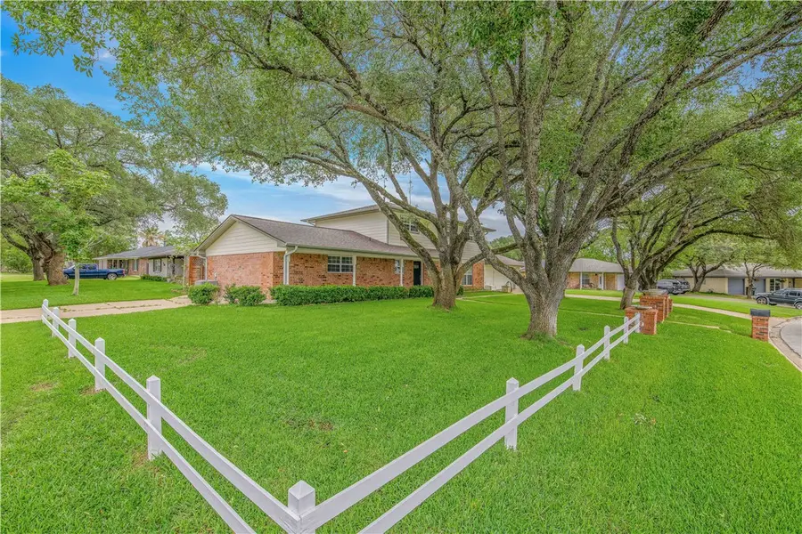 1314 Broadmoor Drive, Bryan, TX 77802 - #2