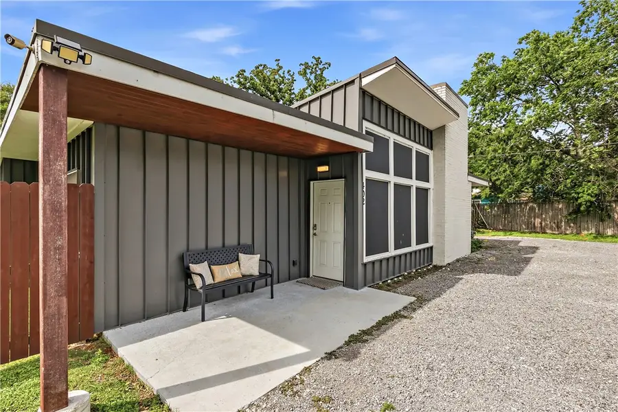 402 Williamson Drive, Bryan, TX 77801 - #2