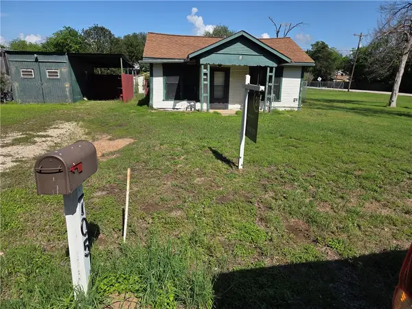 705 Mesquite Street, Bryan, TX 77803