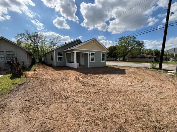 2100 Cavitt Avenue, Bryan, TX 77801