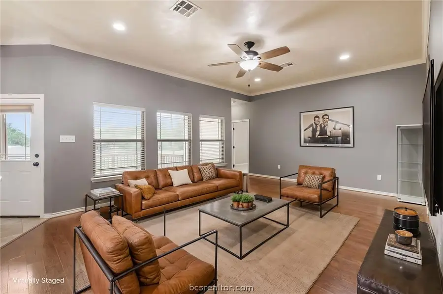 525 Oak Tree Lane, Franklin, TX 77856 - #2