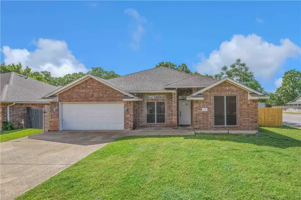 1500 Hunter Creek Drive, College Station, TX 77845