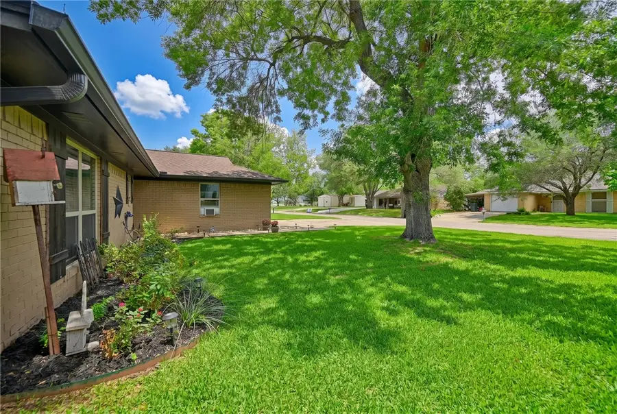 908 Pine Drive, Caldwell, TX 77836 - #3