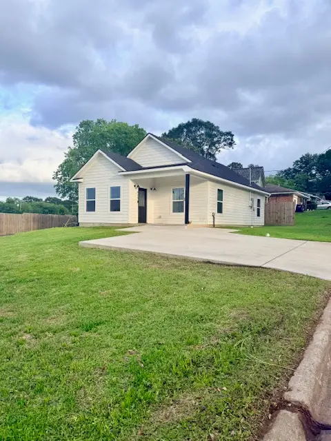 810 Brown Street, Brenham, TX 77833 - #3