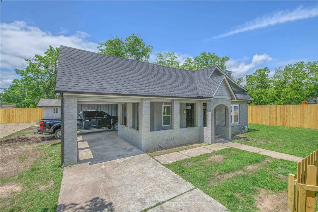 902 Post Oak Street, Hearne, TX 77859 - #1