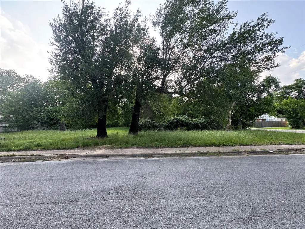 306 N Randolph Avenue, Bryan, TX 77803 - #1