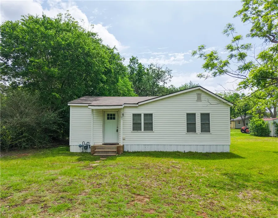 1207 W 6th Street, Caldwell, TX 77836 - #2