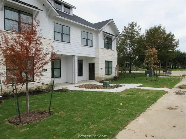 2102 Crescent Pointe Parkway, College Station, TX 77845
