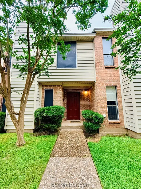1904 Dartmouth Street #O3, College Station, TX 77840