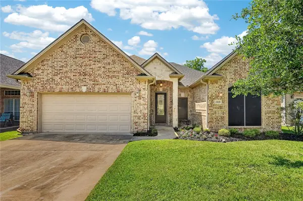 1909 Debbie Drive, Bryan, TX 77802
