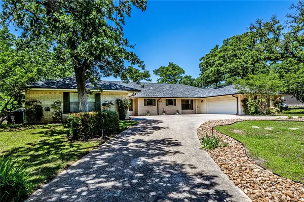 67 Fairway Drive, Normangee, TX 77871