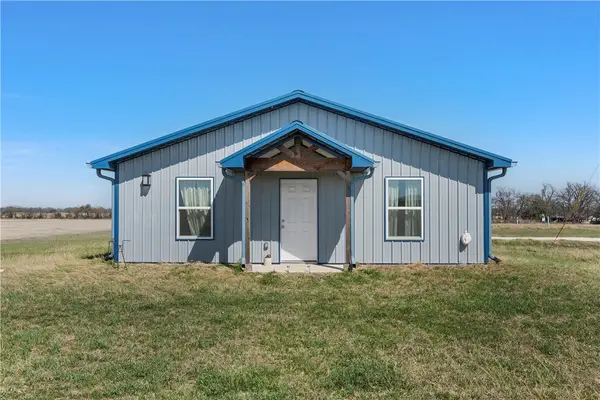 736 County Road 478, Lott, TX 76656