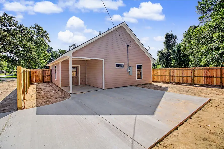 509 Milam Street, Hearne, TX 77859 - #3
