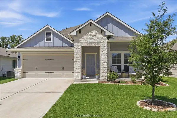 1943 Thorndyke Lane, Bryan, TX 77807