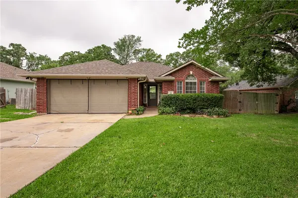 209 Copper Falls Drive, Bryan, TX 77803