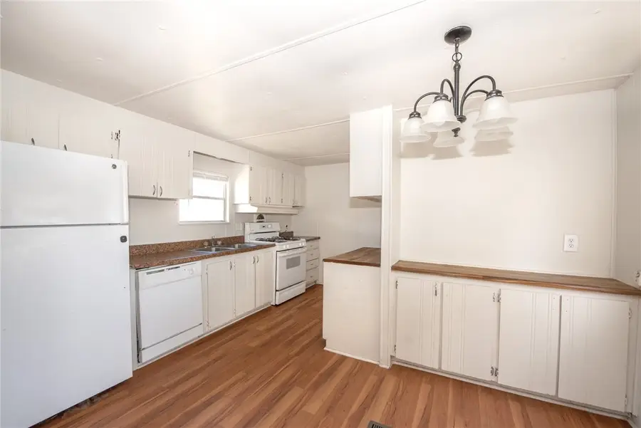 806 N Oneal Street, Caldwell, TX 77836 - #2