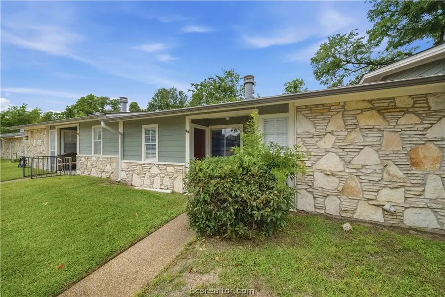 2800 Longmire Drive #28, College Station, TX 77845 - #3