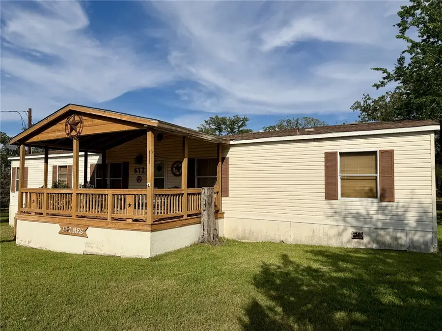612 Sweetgum Ln, Somerville, TX 77879 - #2