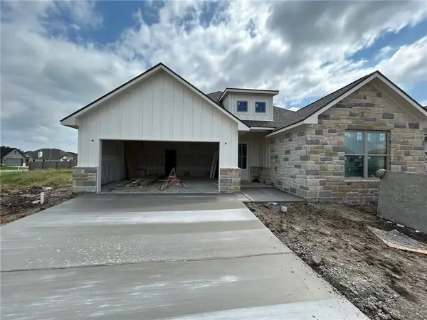 2803 Captain Drive, Bryan, TX 77808