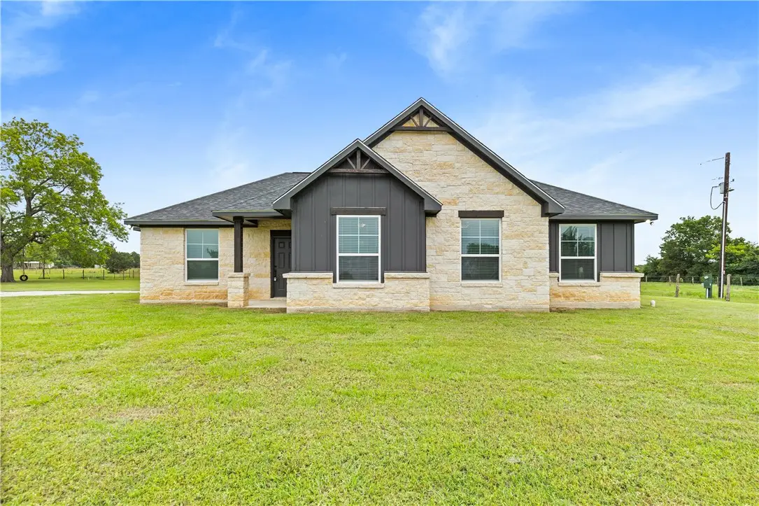596 J W Martine Road, Hearne, TX 77859 - #1