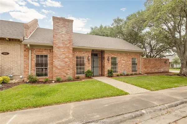 800 Dogwood Lane, Bryan, TX 77802