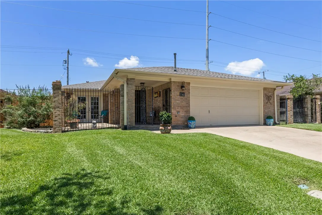 2911 Braeburn, Bryan, TX 77802 - #1