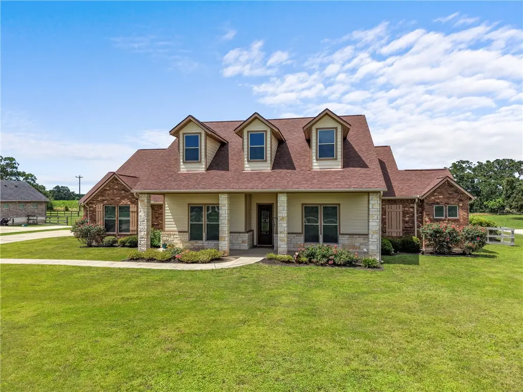 10040 Henley Cove, Iola, TX 77861 - #1