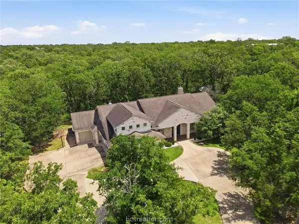17599 Indian Lakes Drive, College Station, TX 77845