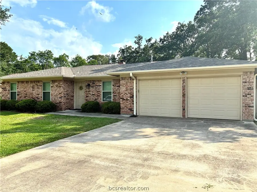 7804 Appomattox Drive, College Station, TX 77845 - #3