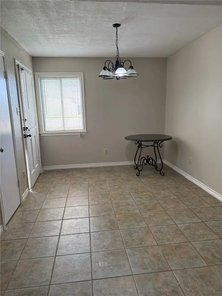 4405 Carter Creek Parkway #3, Bryan, TX 77802 - #2