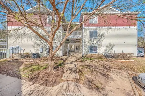 521 Southwest Parkway #103, College Station, TX 77840