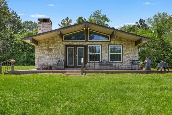 7675 County Road 146, Bedias, TX 77831