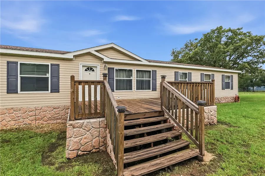 102 Windwood Circle, Somerville, TX 77879 - #2
