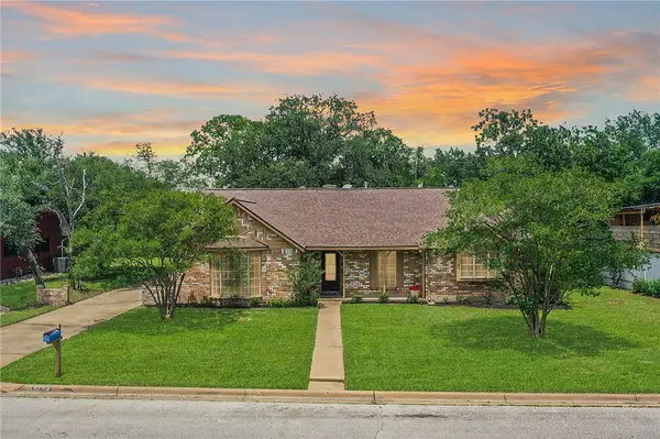 3703 Stillmeadow Drive, Bryan, TX 77802