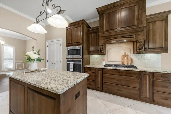 4018 Arboleda Drive, College Station, TX 77845
