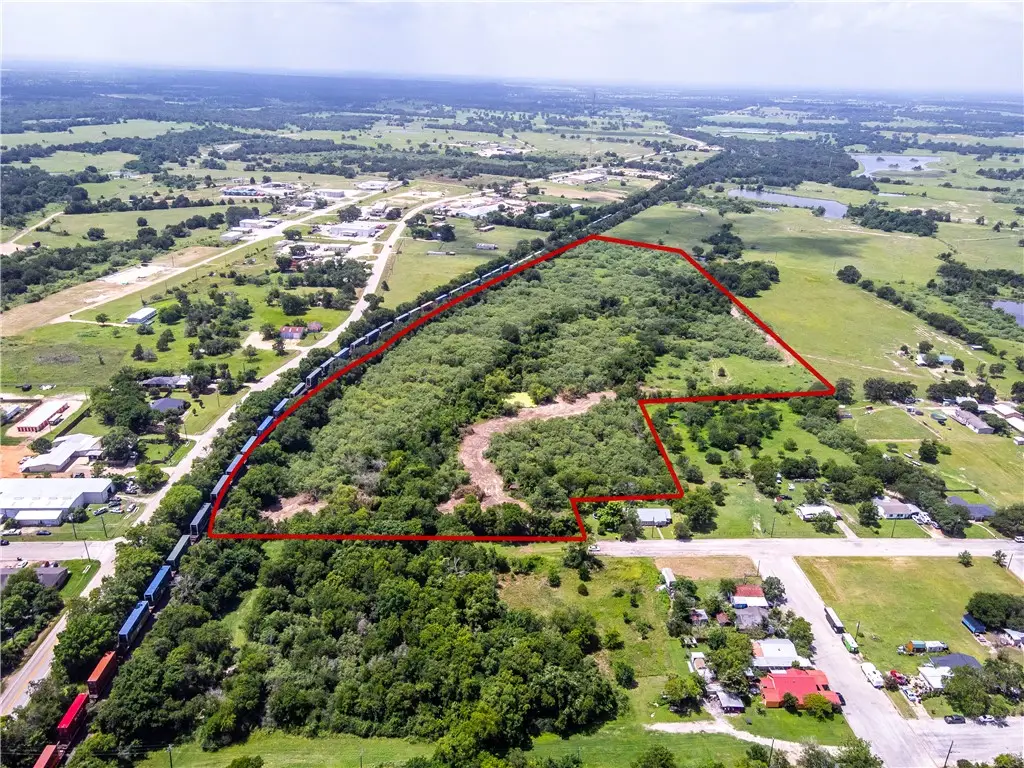 28.179 Acres W Cuero, Giddings, TX 78942 - #1