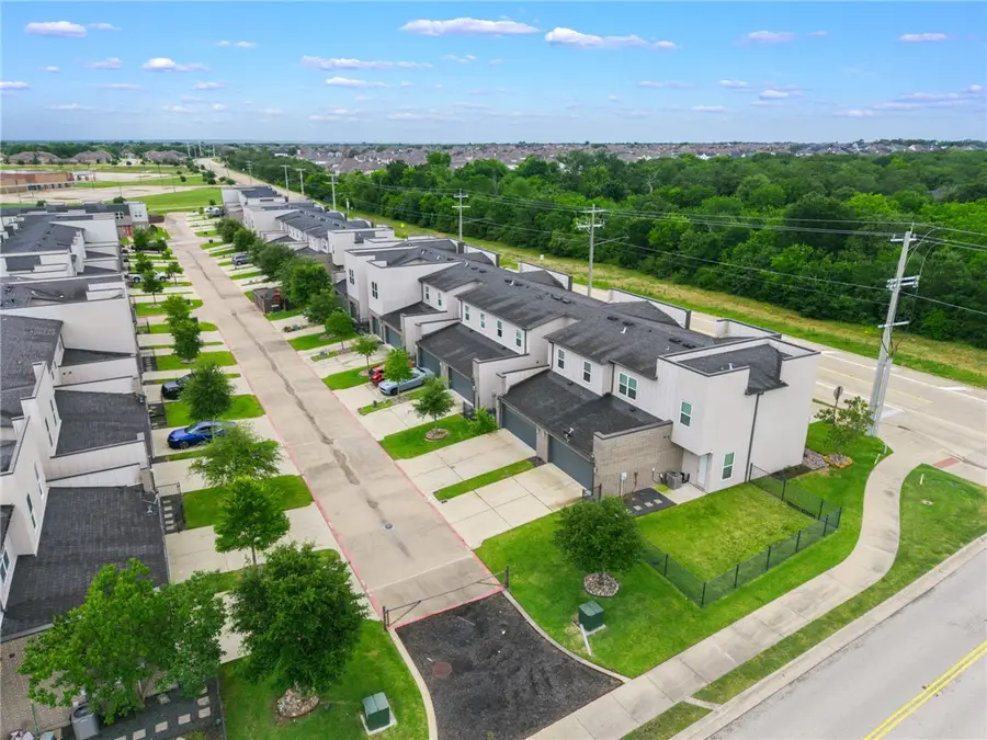 3903 W.s. Phillips Parkway, College Station, TX 77845 - #3