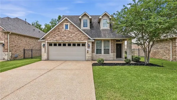 1722 Creekside, College Station, TX 77845-4088